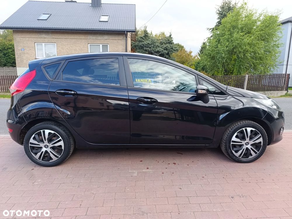 Ford Fiesta - 21