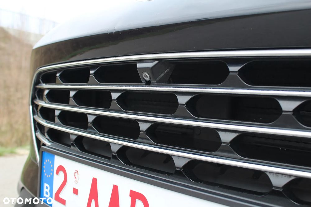 Ford Kuga 2.0 EcoBlue Hybrid TITANIUM X - 13