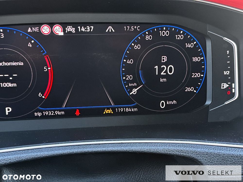 Volkswagen T-Roc - 21