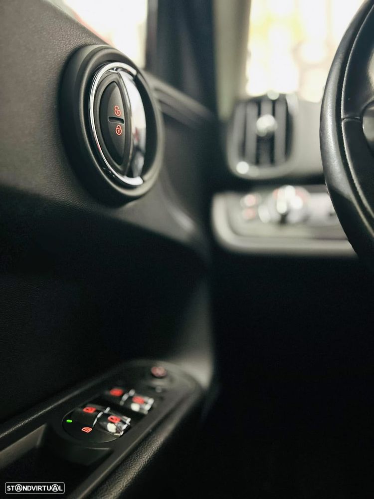 MINI Countryman One D 4Business - 27
