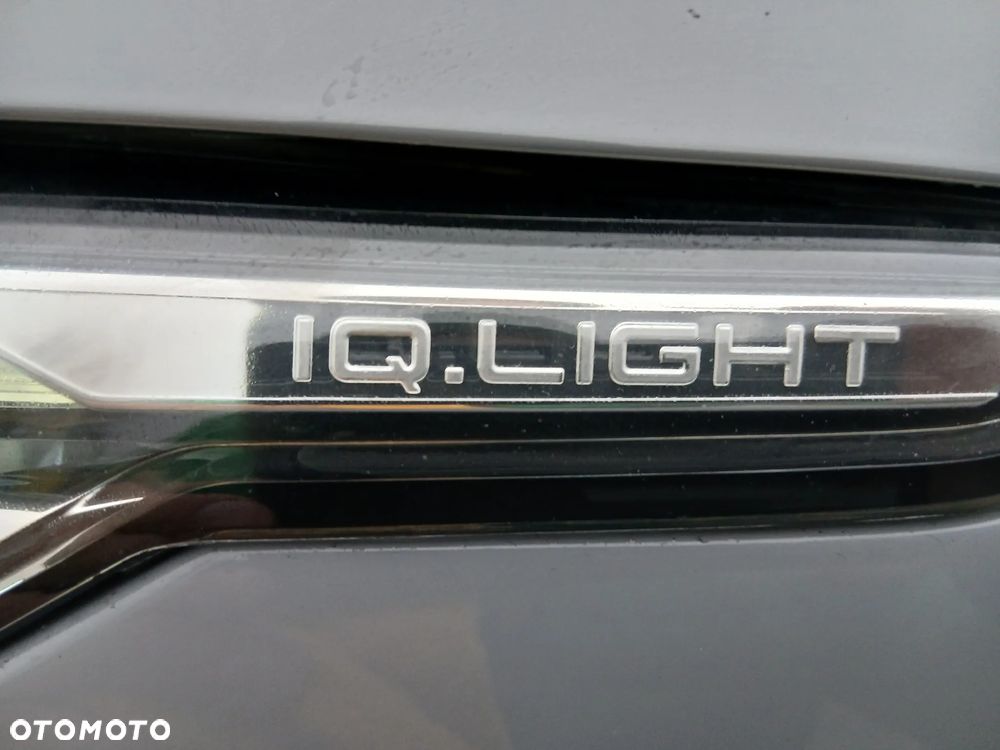 Volkswagen Golf - 31