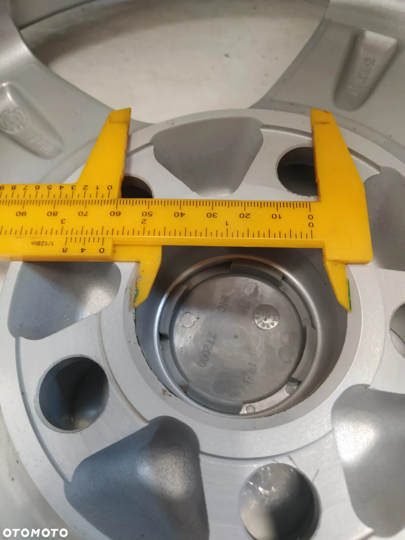 FORD C-MAX FORD FOCUS 6,5X16 FELGI DEZENT R16 5X108 ET50 - 14