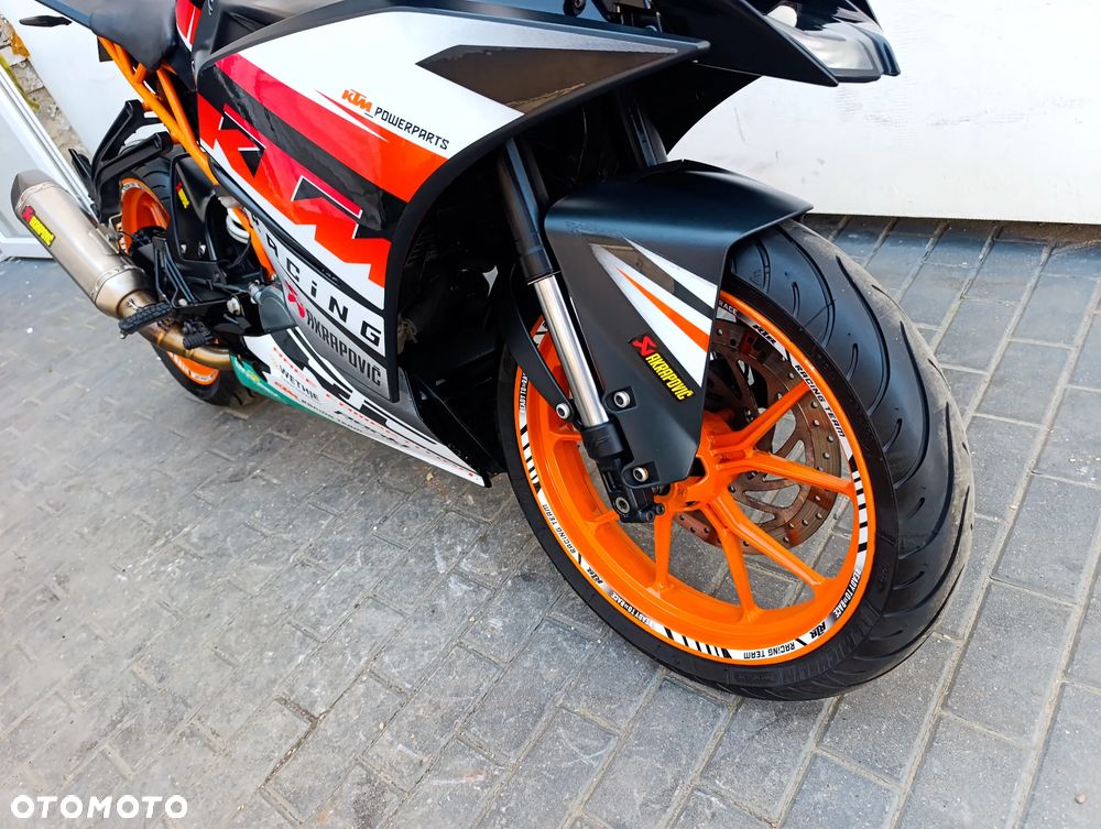 KTM RC 125 - 31