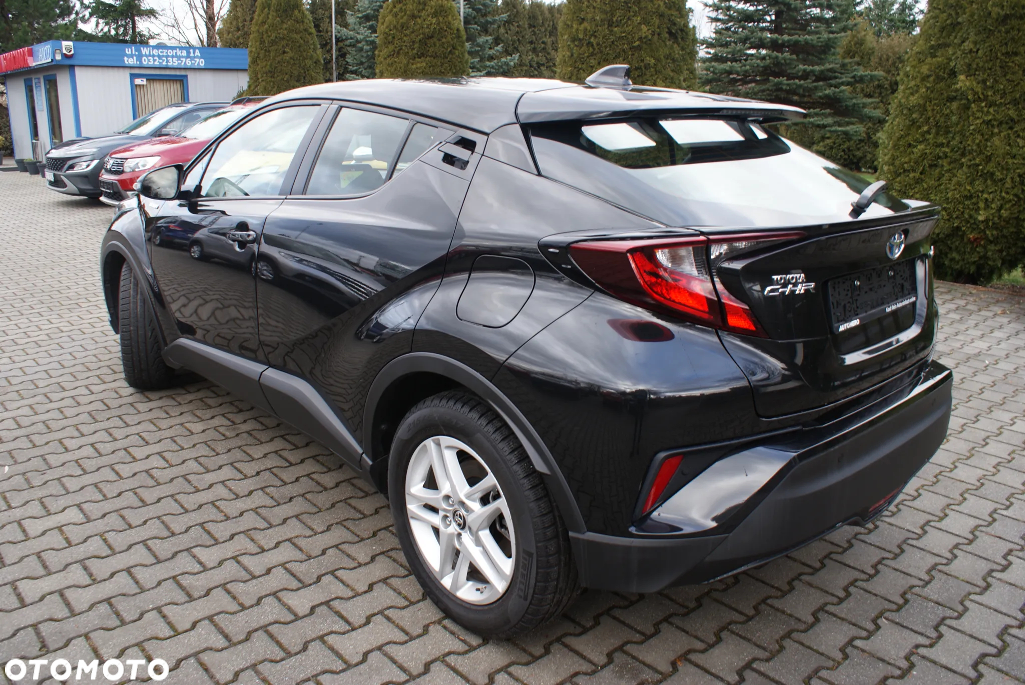Toyota C-HR - 11