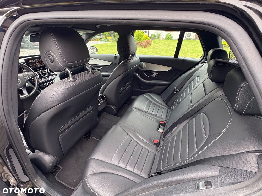 Mercedes-Benz Klasa C 300 7G-TRONIC Avantgarde - 25