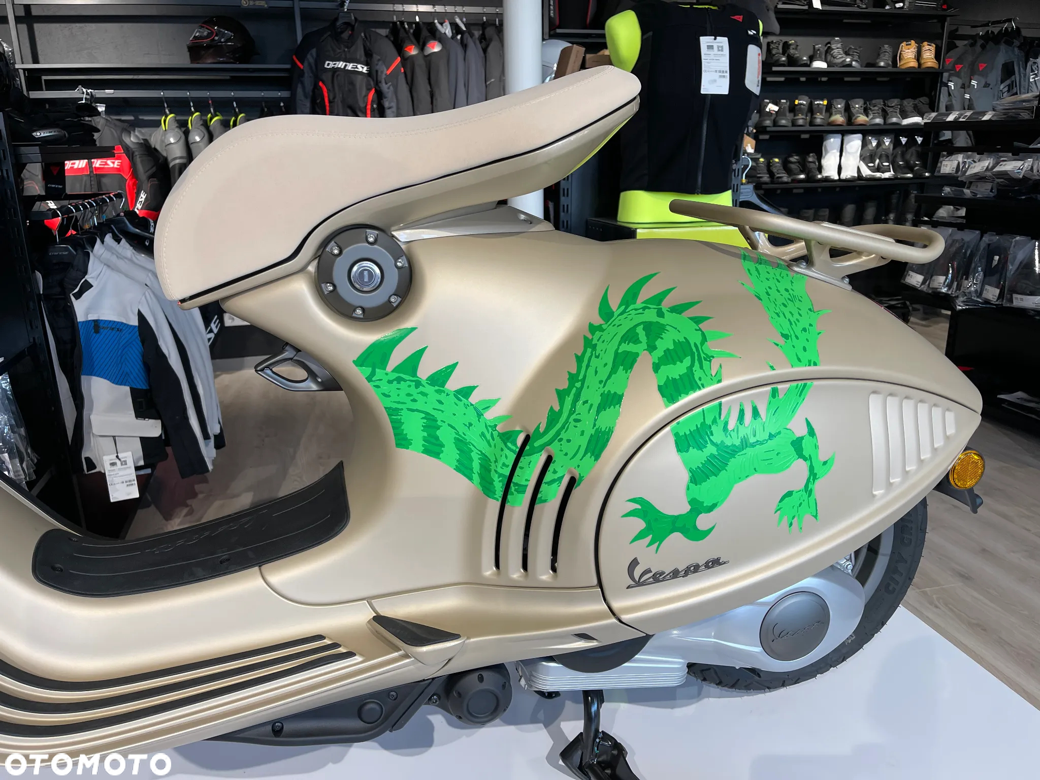 Vespa GTV-LXV - 2