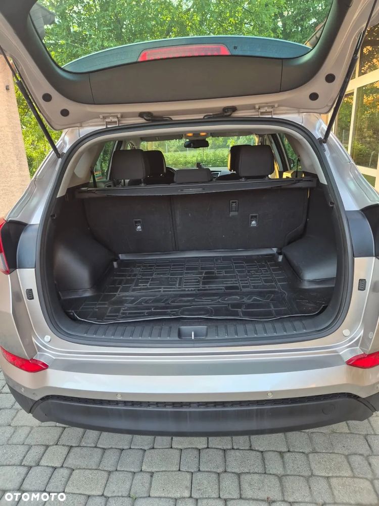 Hyundai Tucson 1.7 CRDI BlueDrive Premium 2WD DCT - 10