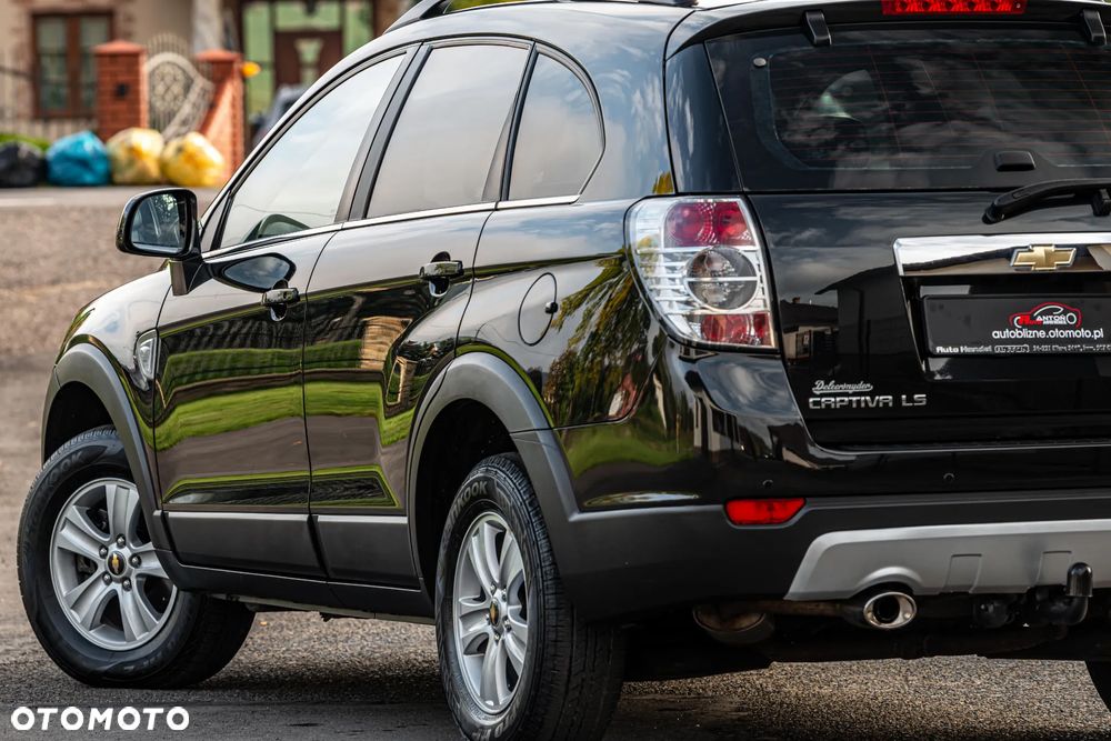 Chevrolet Captiva 2.0 d LS 5os - 16