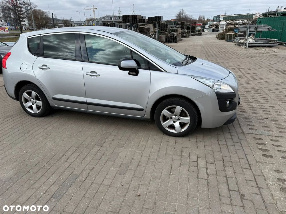 Peugeot 3008 2.0 HDi Allure - 8
