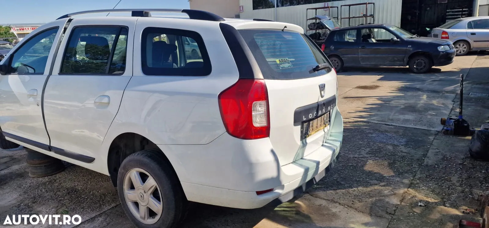 Dezmembrez Dacia Logan MCV - 4