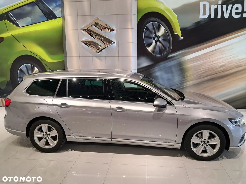 Volkswagen Passat 2.0 TSI Elegance DSG - 4