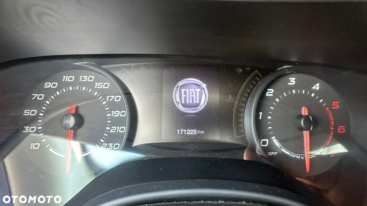 Fiat Tipo - 18