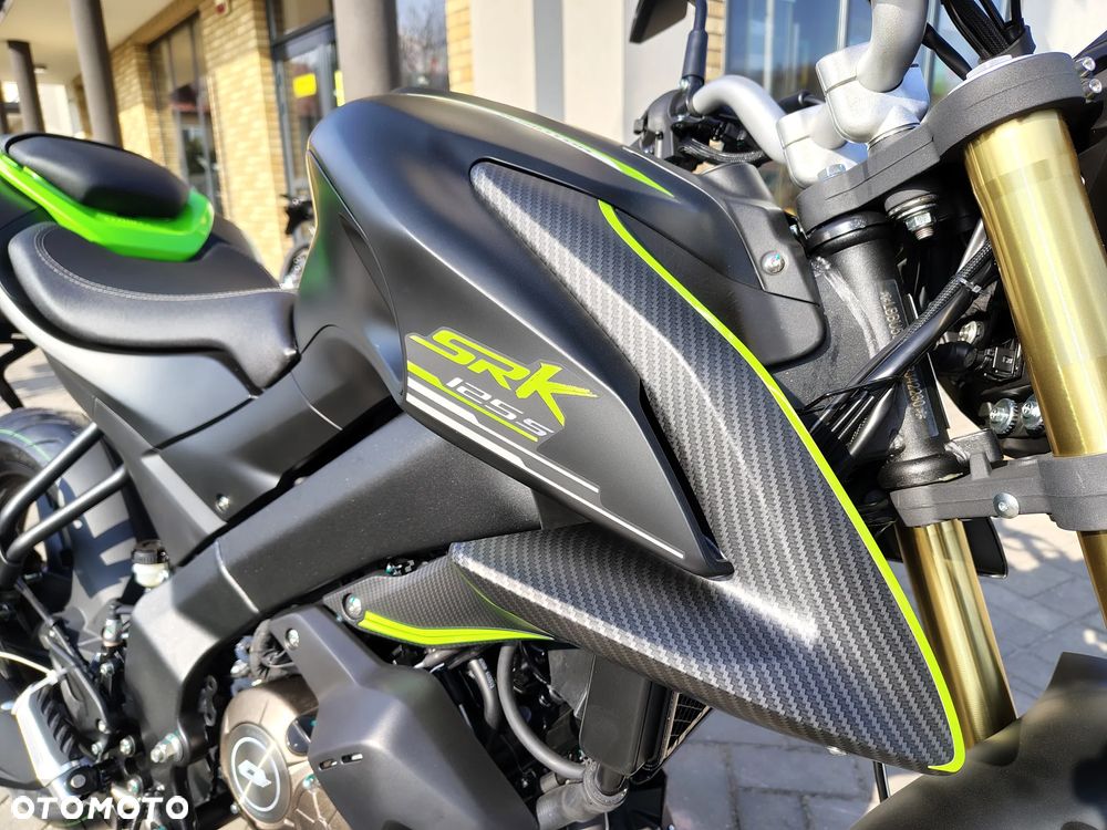 QJMOTOR SRK 125S - 21