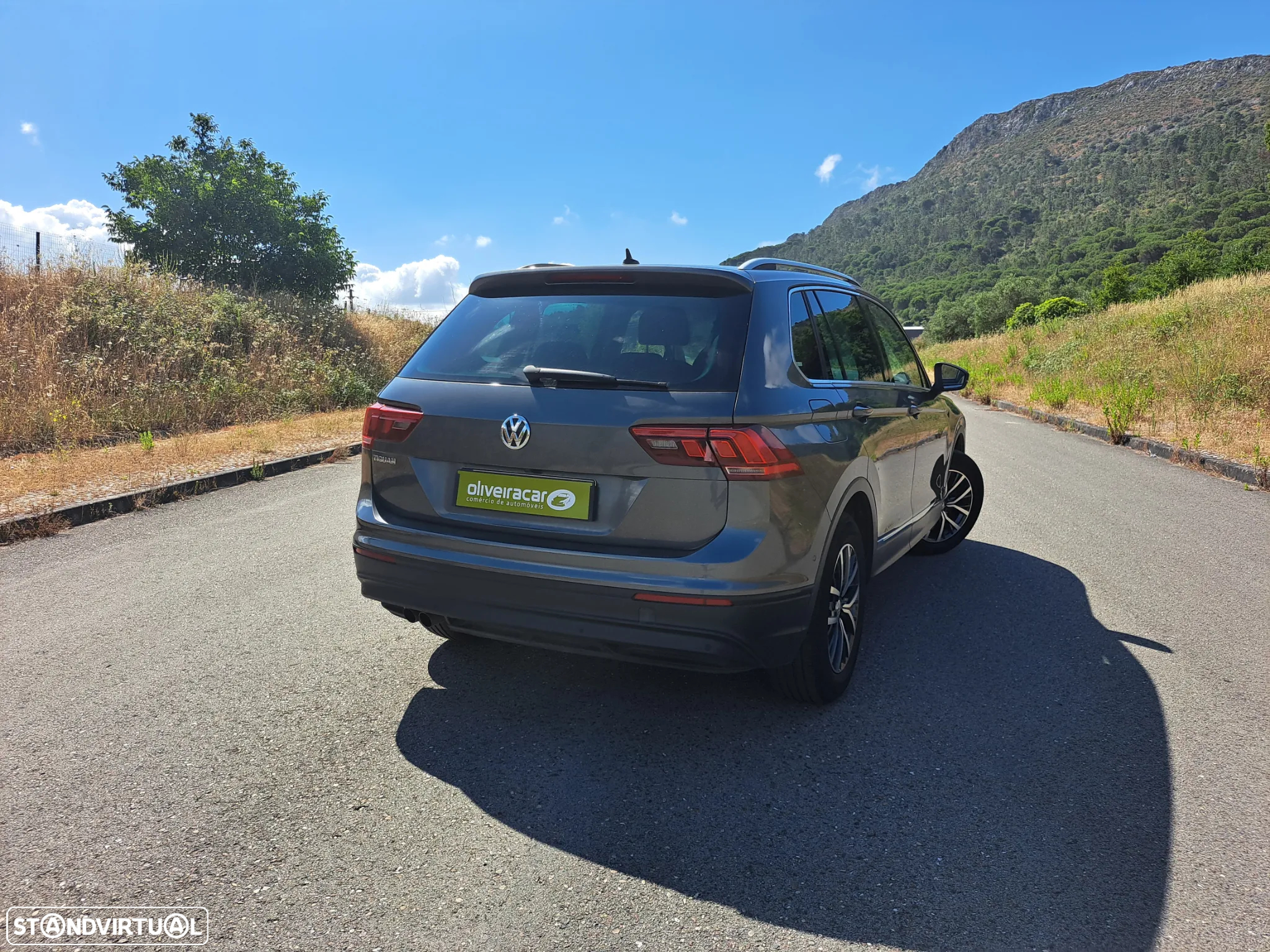VW Tiguan 2.0 TDI Highline - 14