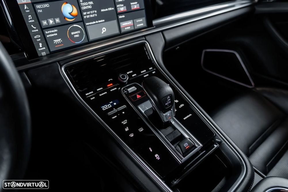 Porsche Panamera Sport Turismo - 26