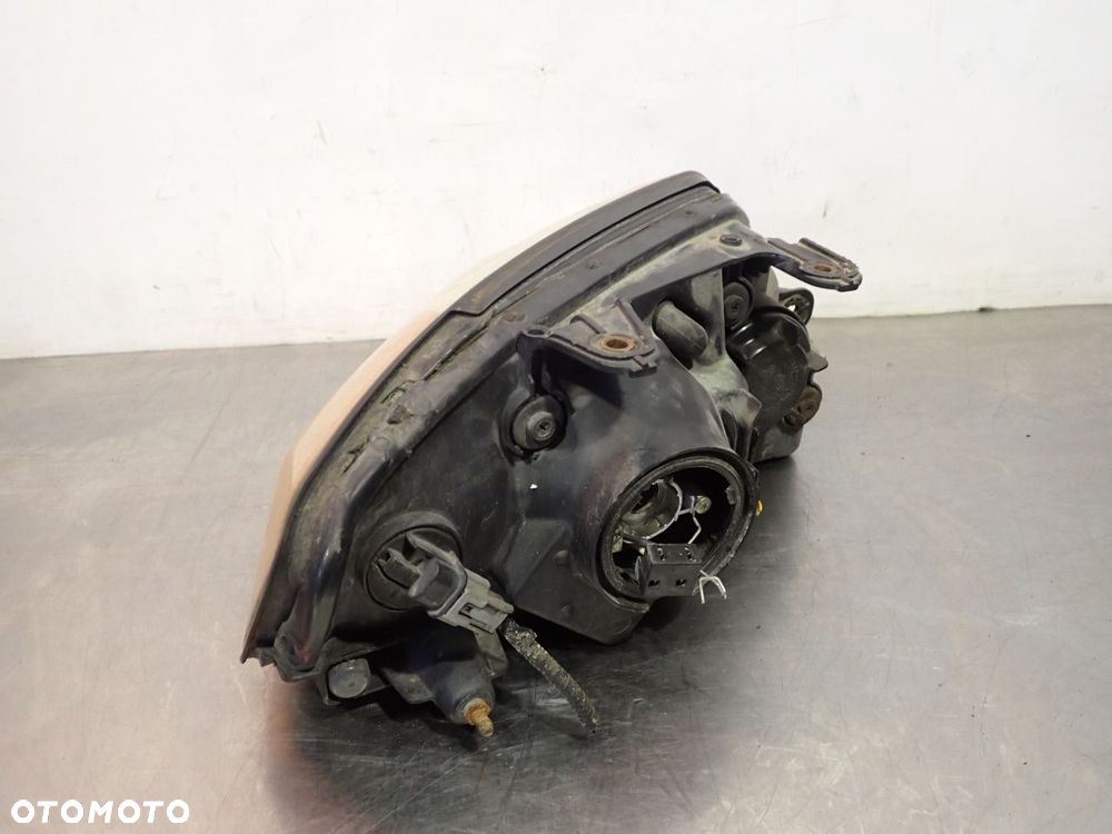 LAMPA LEWA PRZEDNIA HYUNDAI COUPE II - 7