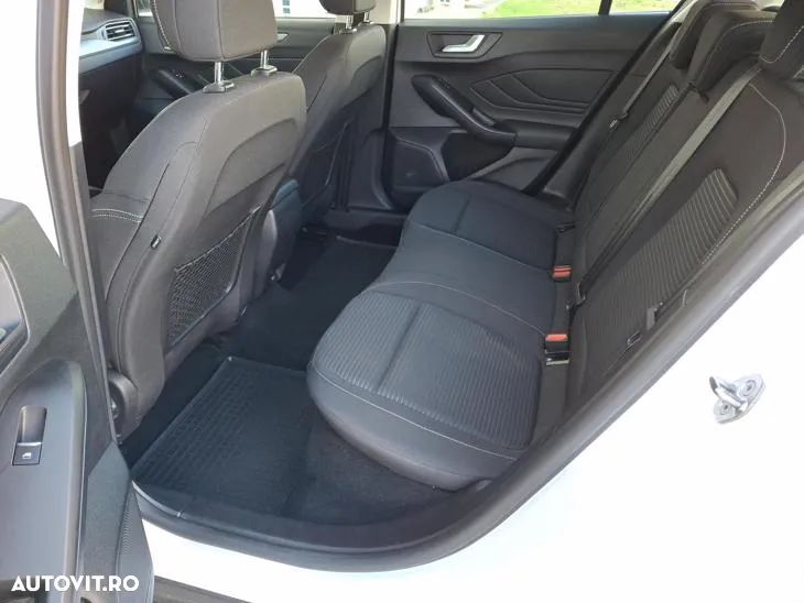 Ford Focus 1.5 EcoBlue Titanium - 13