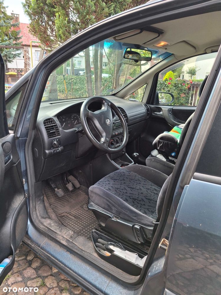 Opel Zafira - 4
