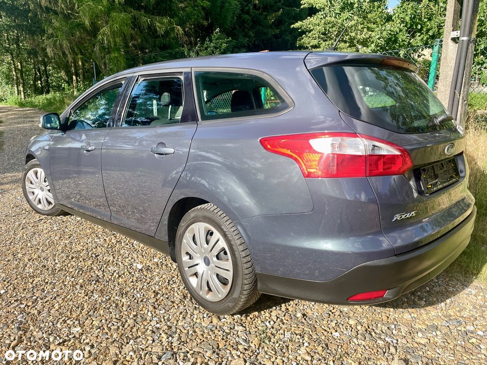 Ford Focus 1.6 TDCi DPF Champions Edition - 5