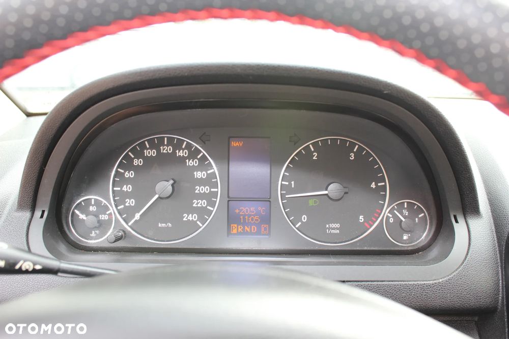 Mercedes-Benz Klasa A 180 CDI Autotronic Avantgarde Grand Edition - 18