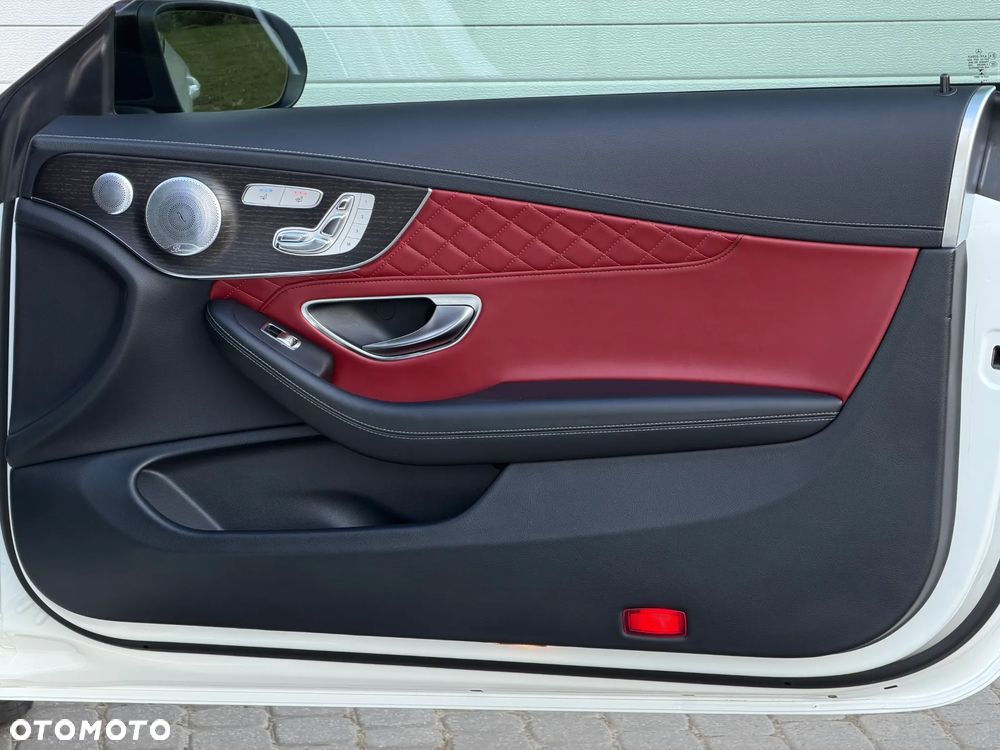 Mercedes-Benz Klasa C - 31