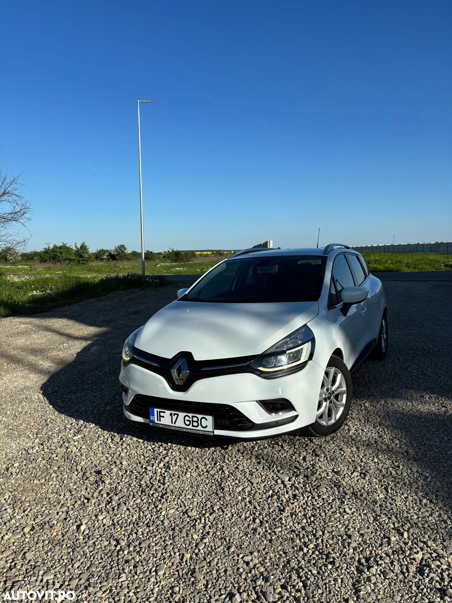 Renault Clio Grandtour (Energy) dCi 90 Start & Stop EDC INTENS - 1