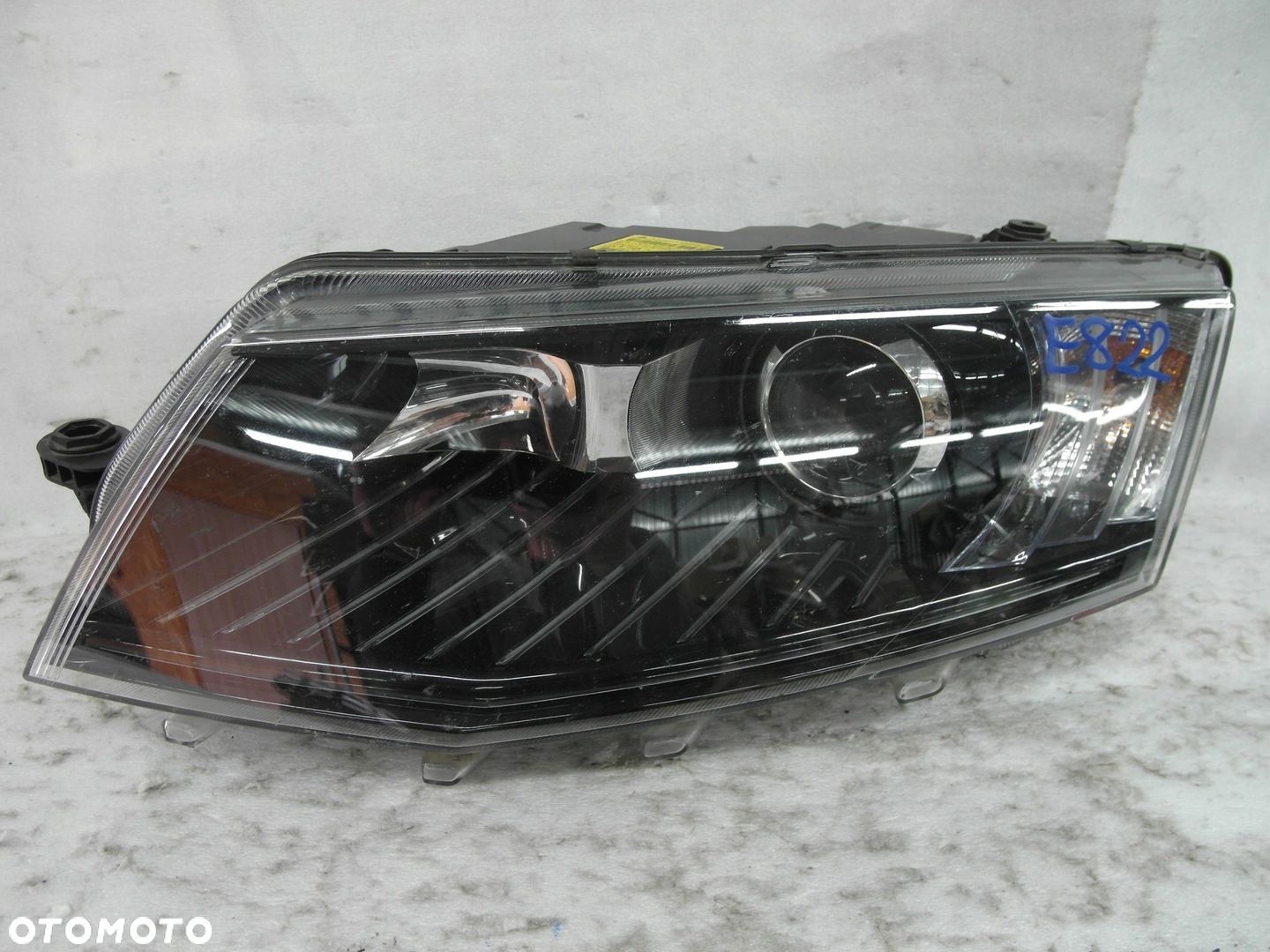 SKODA OCTAVIA III 5E1 XENON SKRĘTNY BDB LAMPA PRZEDNIA LEWA - 1