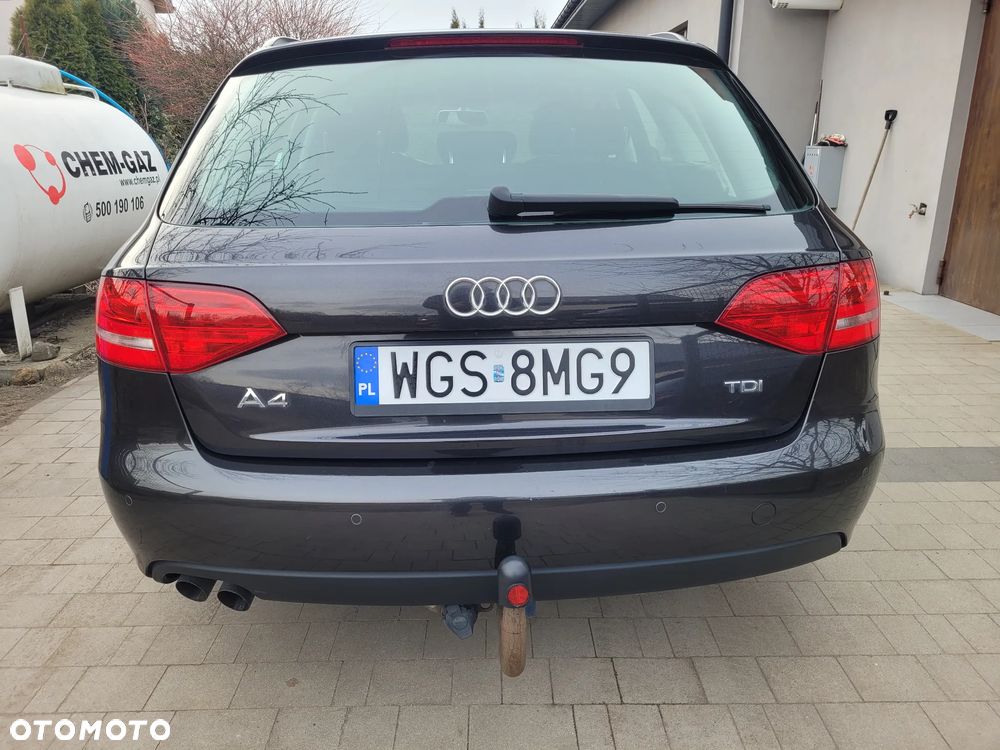 Audi A4 Avant 2.0 TDI DPF Ambiente - 4