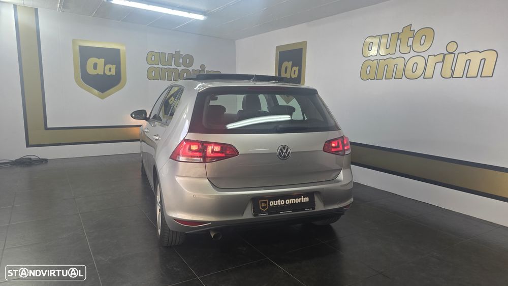 VW Golf 1.6 TDi DPF DSG Highline - 11