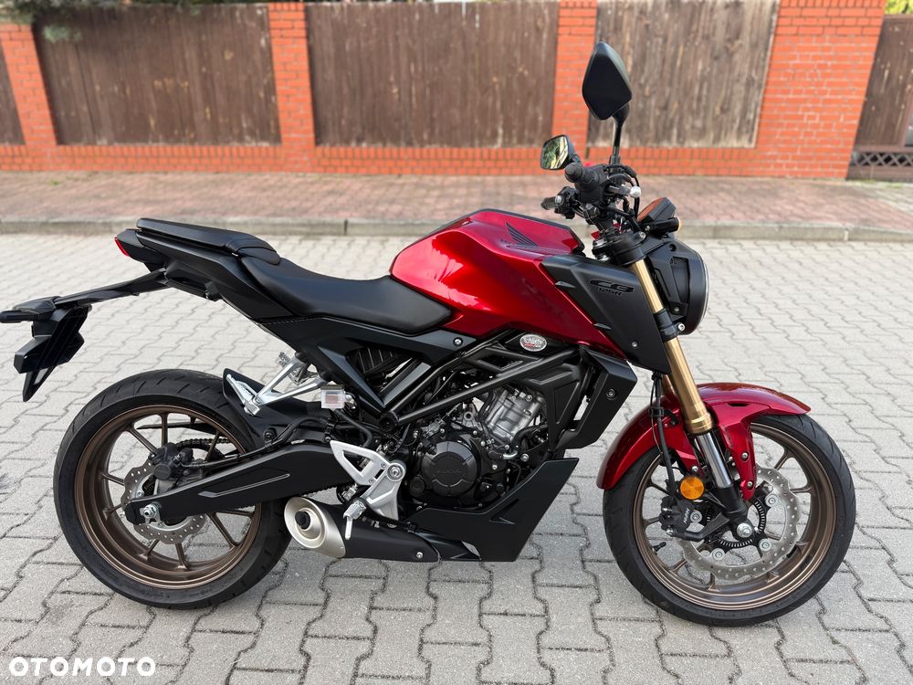 Honda CB - 8
