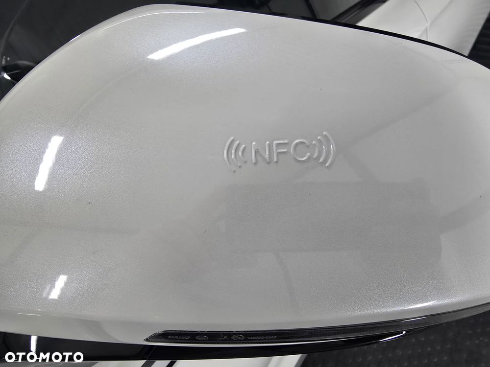 Omoda 9 1.5 Super Hybrid Exclusive AWD - 11