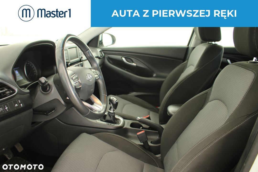 Hyundai i30 1.6 D Classic + - 7