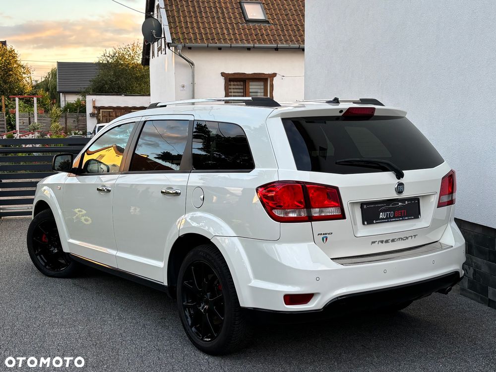 Fiat Freemont 2.0 Multijet 16V DPF Automatik Allrad Lounge - 4
