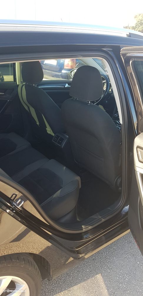 VW Golf Variant 2.0 TDi Highline - 9