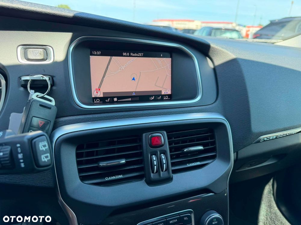 Volvo V40 Cross Country D3 Geartronic - 19