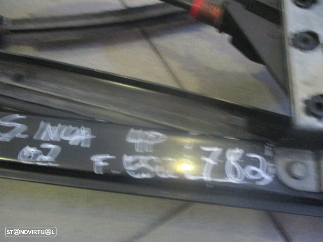 Elevador Manual 6K4837401M SEAT INCA 2002 4P FE - 2