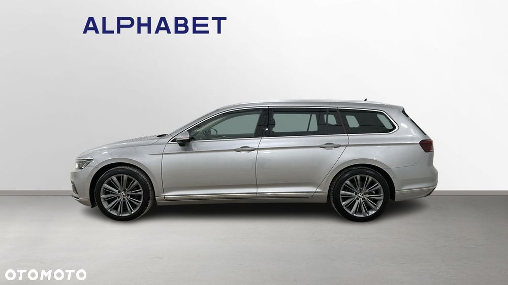 Volkswagen Passat - 2