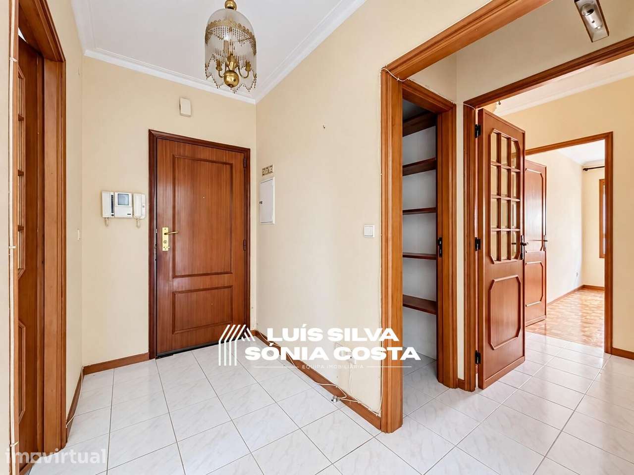 Apartamento T3 p/ Arrendamento, Elevador, Garagem - Centro de... - Grande imagem: 2/24