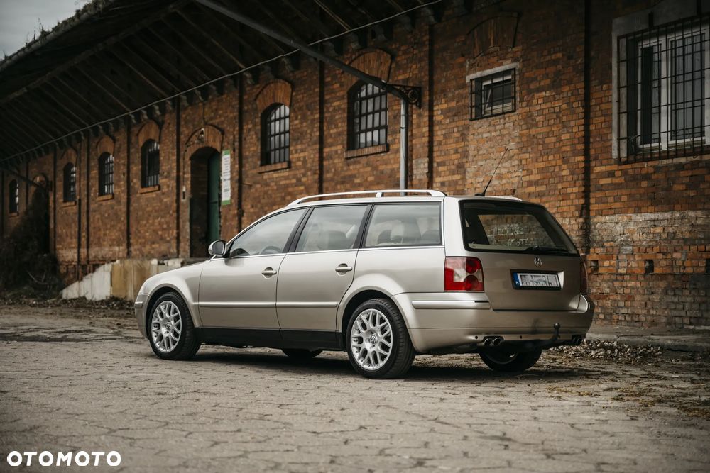 Volkswagen Passat 4.0 W8 4Mot Tiptr - 6