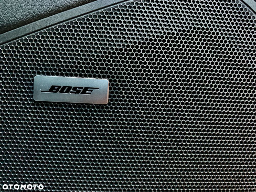 Porsche Cayenne - 22