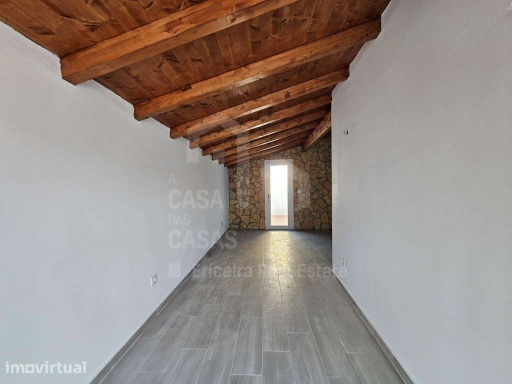 Vende Moradia T2 - Ericeira 17 km, A Casa das Casas - Grande imagem: 5/12