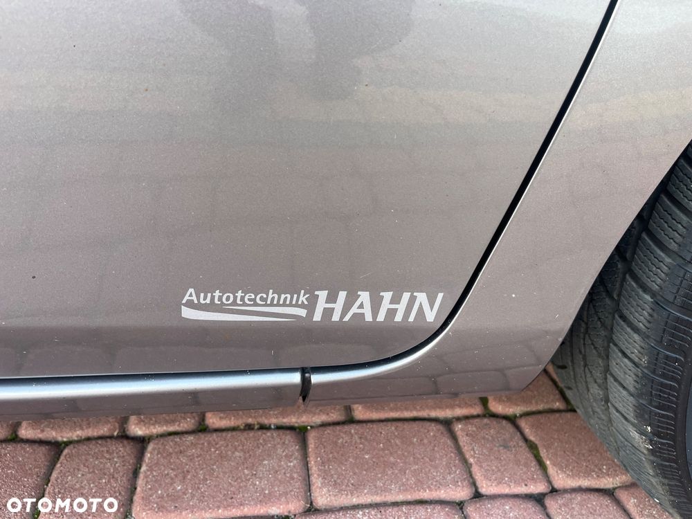 Toyota Auris 1.6 Valvematic Executive - 11