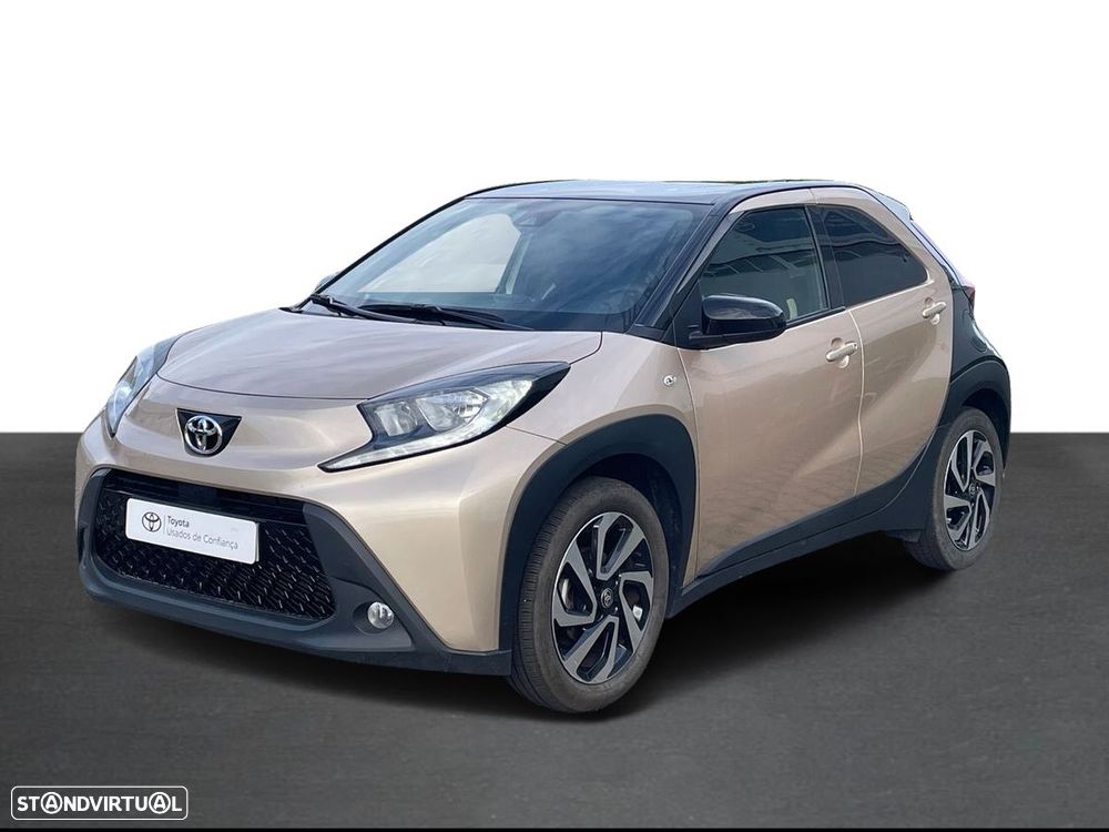 Usado Toyota Aygo X 2023 - 17 250 EUR, 22 443 km - Standvirtual.com