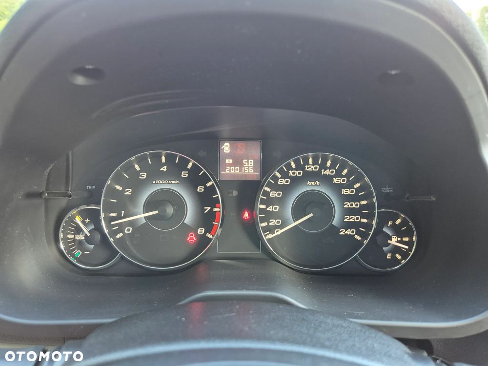 Subaru Legacy 2.0R Comfort - 17