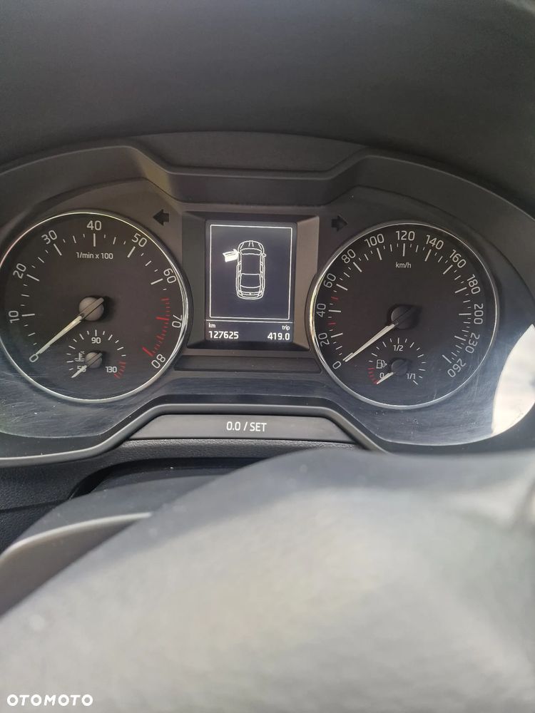Skoda Octavia 1.4 TSI Ambition - 8