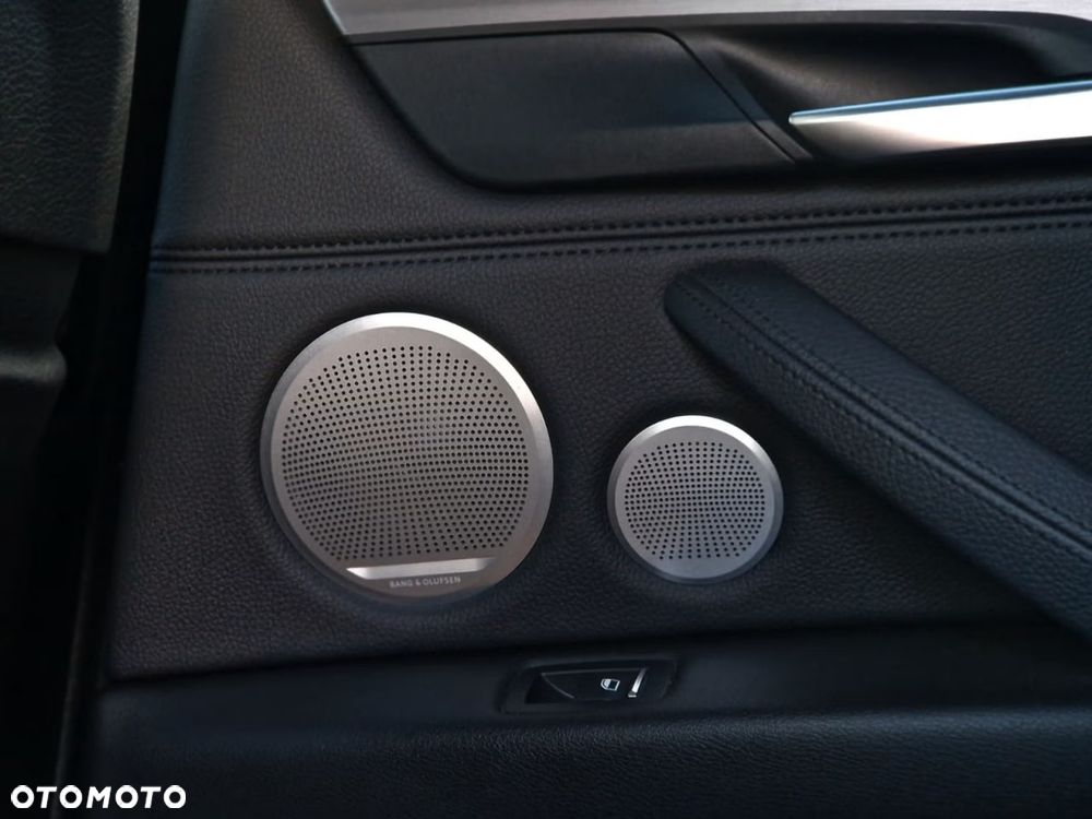 BMW X5 M M50d - 33