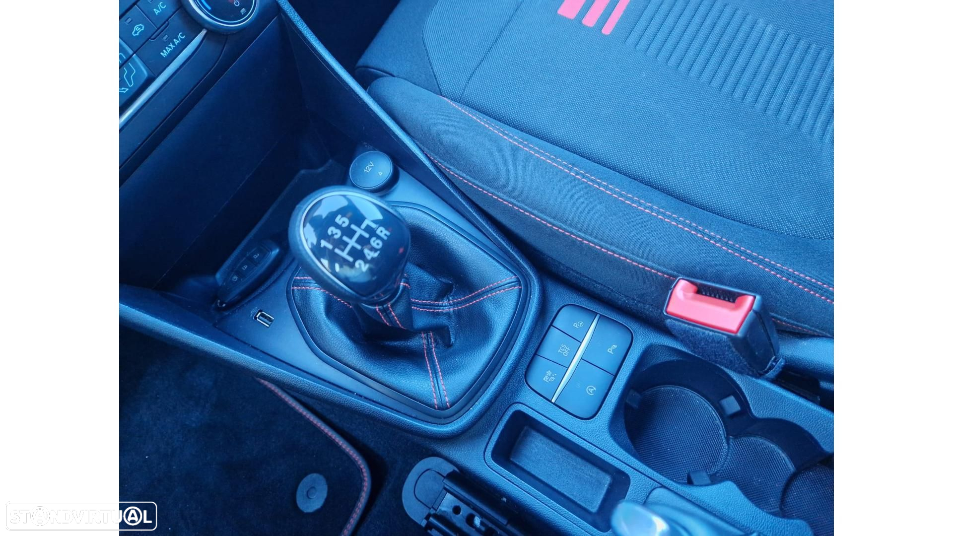Ford Fiesta 1.0 EcoBoost ST-Line X - 9