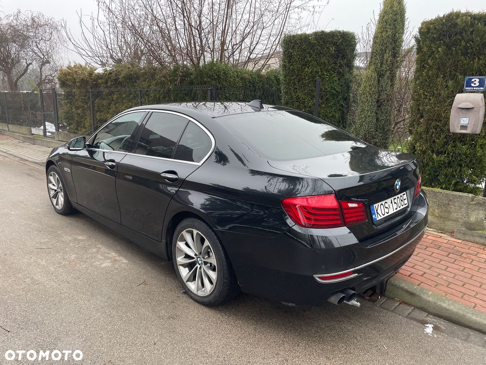 BMW Seria 5 520d xDrive Luxury Line - 4