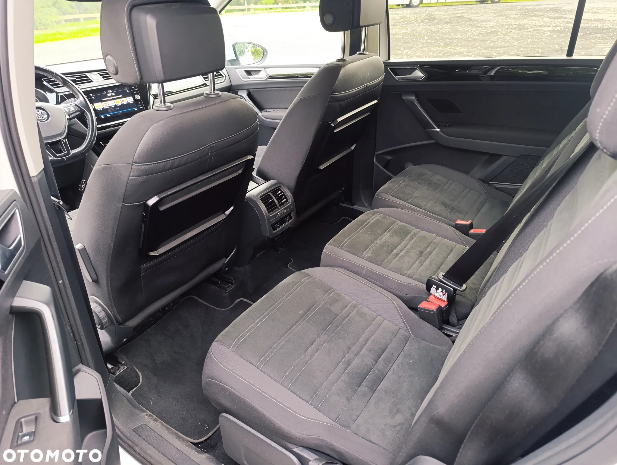 Volkswagen Touran 2.0 TDI BMT Highline DSG - 4