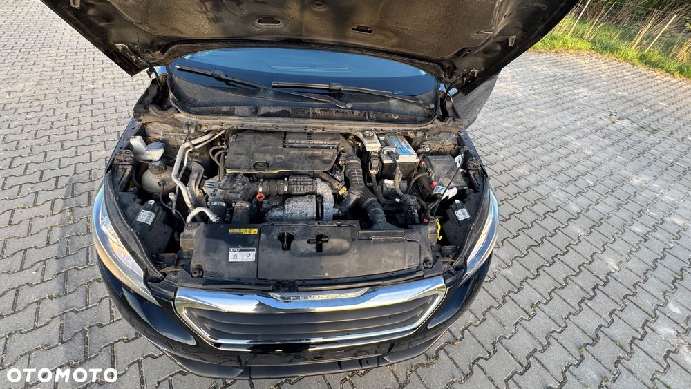 Peugeot 308 1.6 BlueHDi Allure S&S - 19